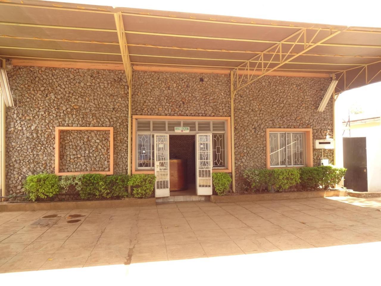 Milimani Holiday Resort Kisumu Luaran gambar